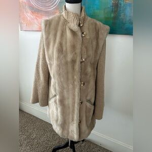 Fabulous Vintage Beige Faux Fur Knit Coat Union Tags Size 10